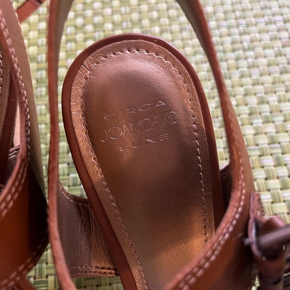 Joan and David heels sandals size 7.5 like new. - Picture 4 of 4